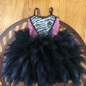 Ohh la la couture beautiful worn once